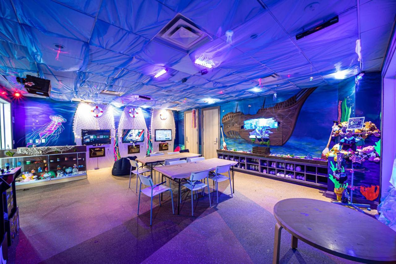 Fabulous Home By Rentyl Near Disney With Private Pool, Movie Room, Themed Rooms & Resort Amenities At Encore Resort - 360B オーランド エクステリア 写真