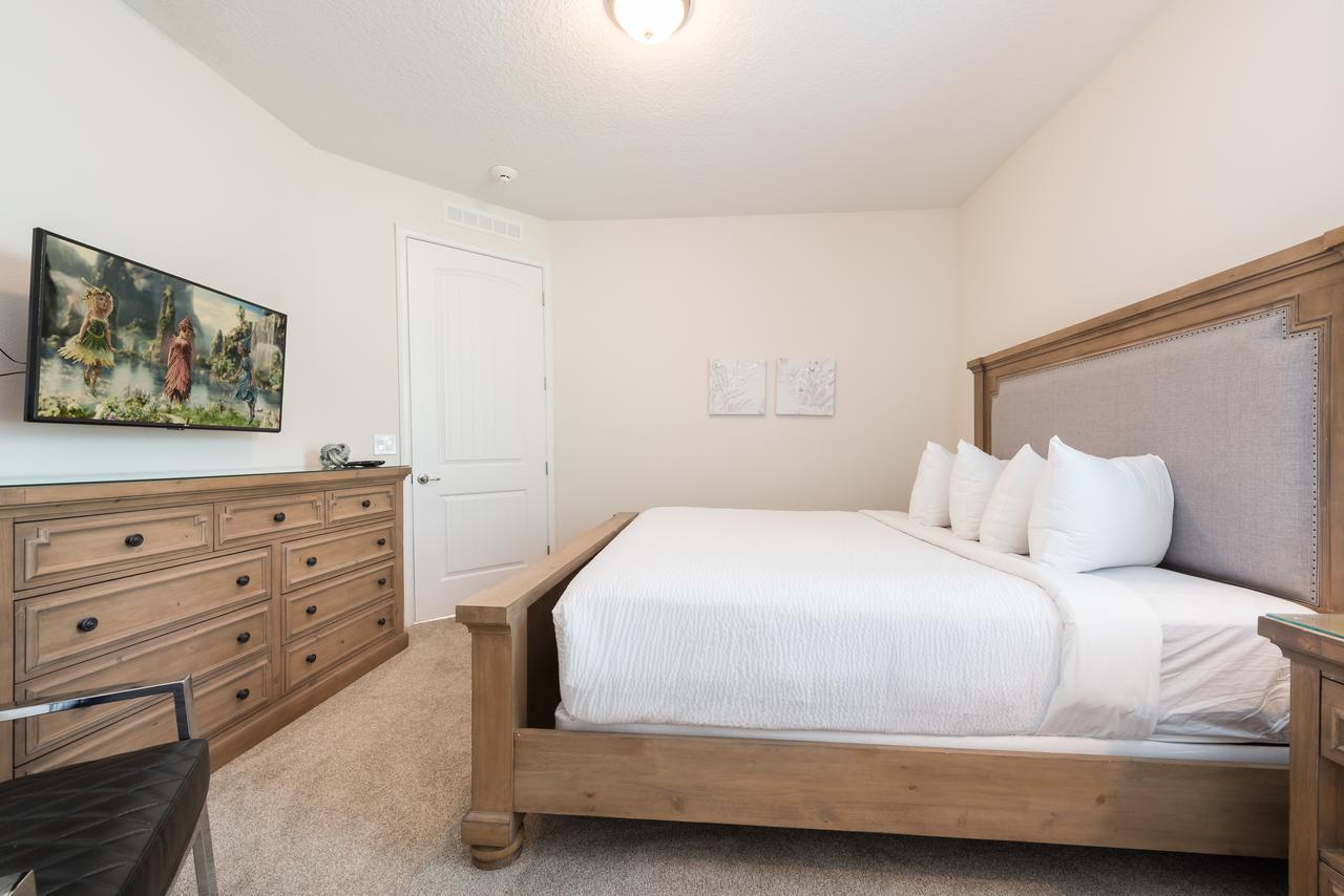Fabulous Home By Rentyl Near Disney With Private Pool, Movie Room, Themed Rooms & Resort Amenities At Encore Resort - 360B オーランド エクステリア 写真